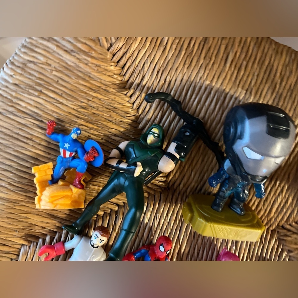 Lot of Fisher-Price Imaginext DC super hero characters Wonder Woman Spider-Man - Picture 3 of 6